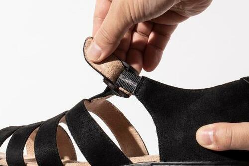 履くだけでグッと大人見えする「グルカ サンダル+X」 イメージ3