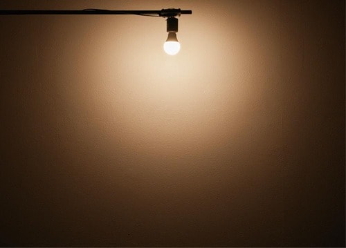 部屋をやさしく照らす イメージ