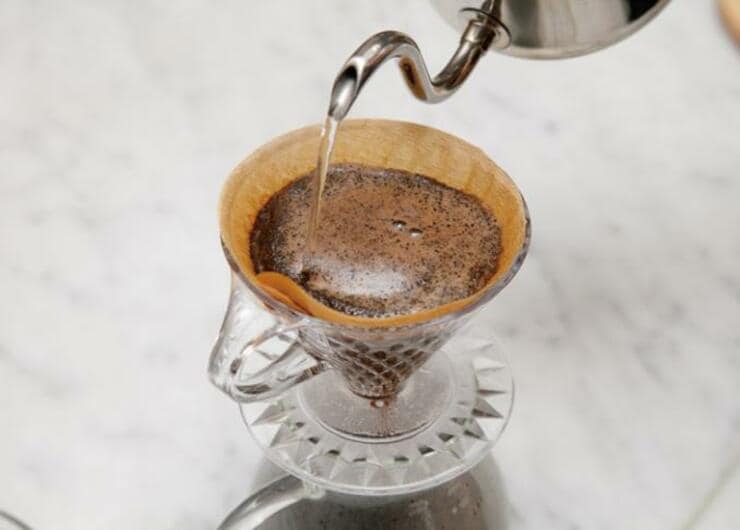 ハンドドリップで作る！ アイスコーヒーの美味しい作り方｜プロに聞いた失敗しない方法を教えます