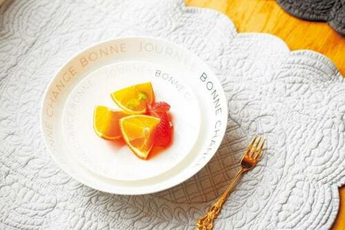 アフターヌンティー用ならダイソーのプレートもアリ イメージ