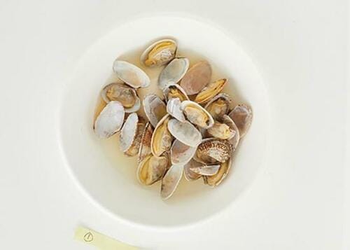 【おすすめ】砂抜きバッチリでだし汁もおいしい！ 「殻付あさり」 イメージ3