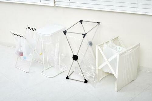 たっぷり収納、ゴミ出しラクちん！資源ゴミに便利なホルダータイプ イメージ