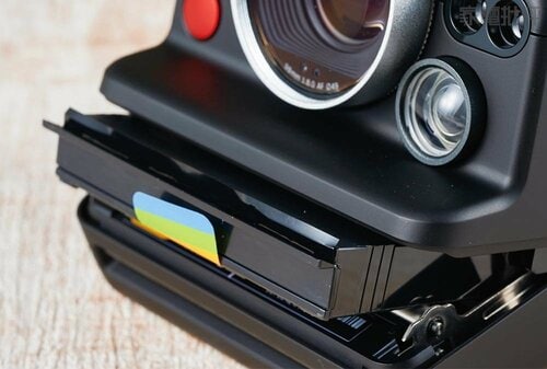 フィルムは交換式 インスタントカメラおすすめ イメージ