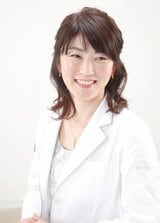 松浦整形外科内科院長 井上留美子 氏 アイコン