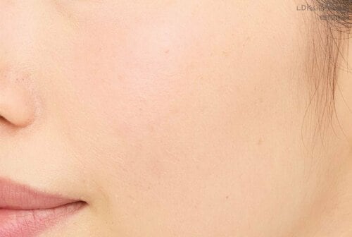 【ベストのワケ】自然なツヤで頬が丸く見える 2026年上半期ベストコスメ ポイントメイク編おすすめ イメージ
