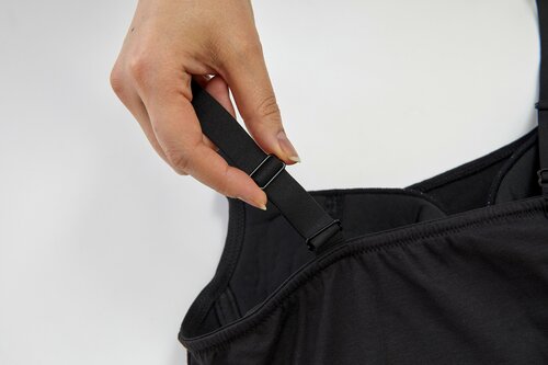 ストラップ調整できるもの 小さく見せるブラトップおすすめ イメージ
