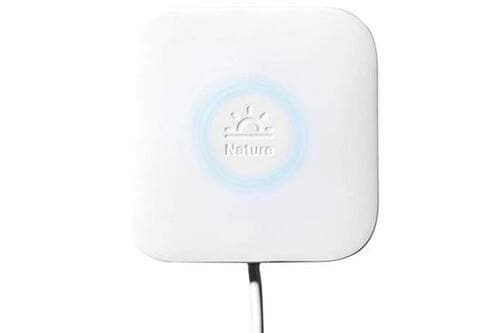 家中のリモコンをまとめられる「Nature Remo mini」 イメージ