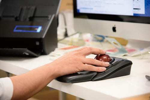 指先を動かすだけマウスに代わる便利品