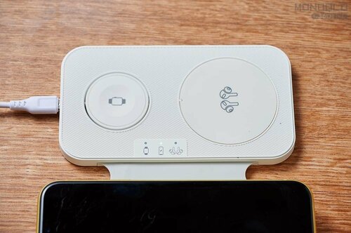 充電中はこんな感じ ワイヤレス充電器おすすめ イメージ