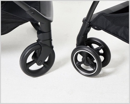 段差もデコボコ道もスイスイ！ B型ベビーカーおすすめ イメージ