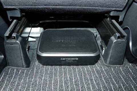 最速】カロッツェリアの新サブウーファーをガチ検証！安いのに重低音が