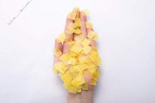 極潤の使用感は乳液ではワースト塗った後のベタつきが気になります