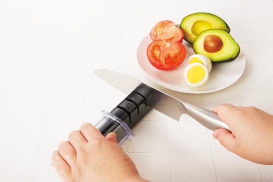 研ぎ方を気にする必要なし!簡単に包丁の切れ味が復活