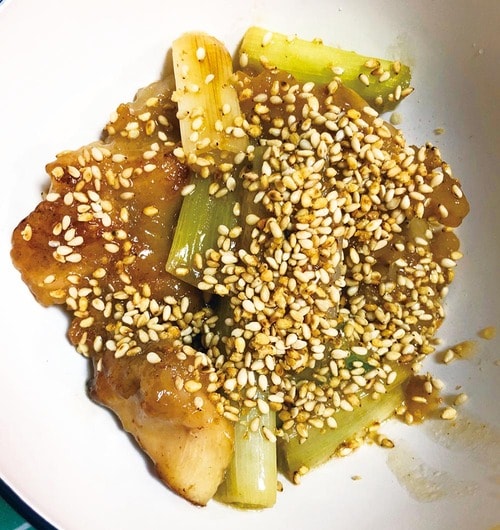 おすすめレシピ:鶏ももとねぎのあごだし照り照り(by szkmamaさん) 調味料おすすめ イメージ