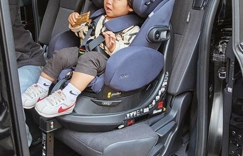 フルフラットにしても安全性を確保 チャイルドシートおすすめ イメージ