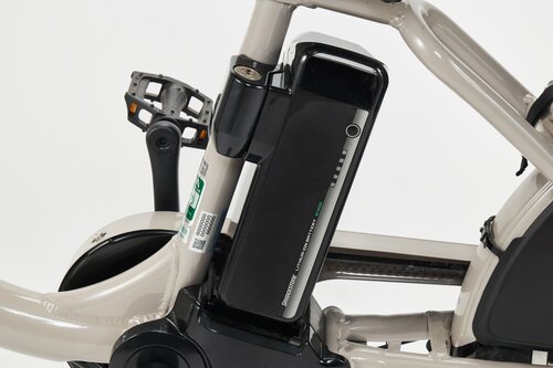 カーボン製のベルトなので油を差す手間がない！ 電動アシスト自転車おすすめ イメージ2