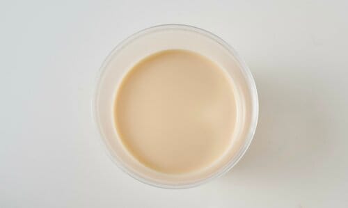 水や炭酸よりは牛乳のほうが穏やかな甘さに 紅茶ポーションおすすめ イメージ