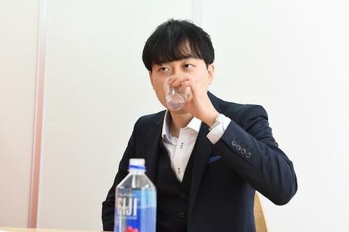12位: インターパイロン「FIJI WATER(フィジーウォーター)」