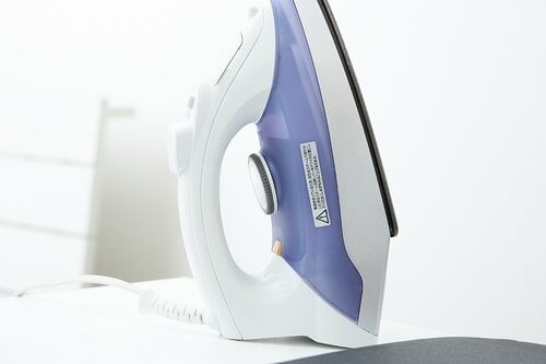 ハンドルも持ちにくい アイロンおすすめ イメージ