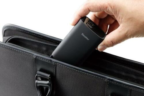 ライトになるモバイルバッテリーを5つで項目で徹底検証！ イメージ4