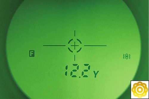 液晶・文字の見えやすさ ゴルフ用レーザー距離計おすすめ イメージ