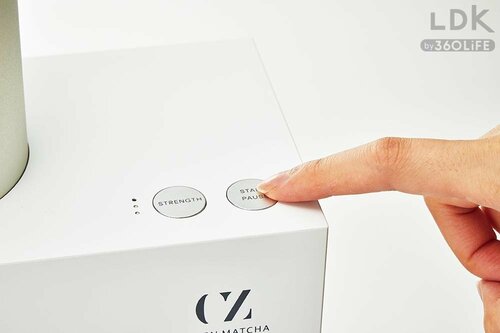 2:ボタンを押して抽出開始 プレゼントにおすすめの家電おすすめ イメージ