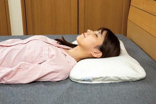 LDKおすすめの枕おすすめ ニトリ 高さが10ヵ所調整できる枕(パイプ) イメージ2