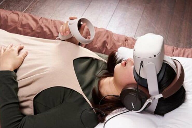 【VRヘッドセット】Oculus「Quest 2」は初心者も玄人も超楽しめます｜『家電批評』2020年ベストヒット