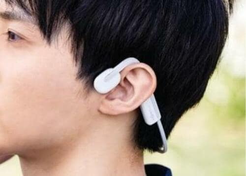 周りの音がしっかり聞こえるBGM向きの骨伝導ヘッドホン AfterShokz「OpenMove」