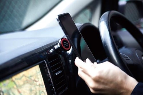 付け外しはワンタッチながら 強力なホールド力です イメージ