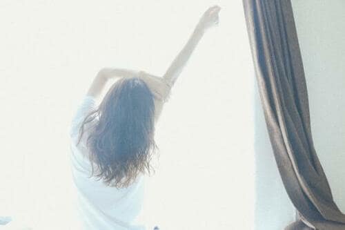 1日を元気に過ごすには朝の目覚め方・過ごし方も重要！ イメージ