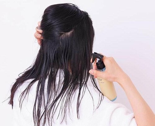 タマリス「ソルティールクイック ドライミスト」 ナイトキャップでうねらないヘアケアおすすめ イメージ2