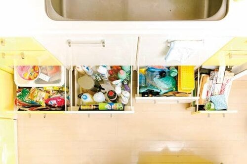 出しっぱなしがなくなる!引き出しを開けてすぐ取れる工夫
