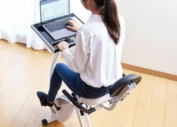 運動しながら仕事ができる、おすすめテーブル付きフィットネスバイク