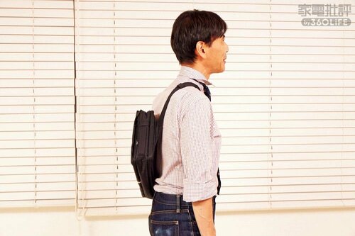 斜め掛けしたときに体にピタッとフィットしないのは残念 ボディバッグおすすめ イメージ