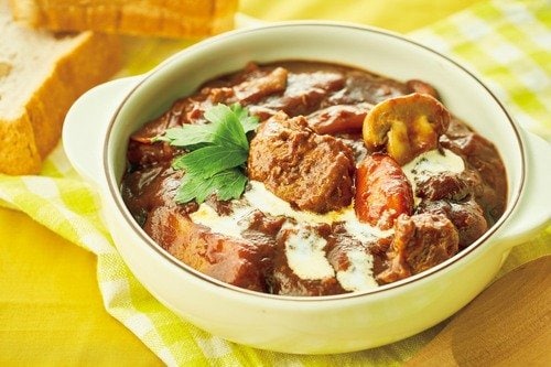 お家で絶品のビーフシチューを楽しみたい ビーフシチュールーおすすめ イメージ