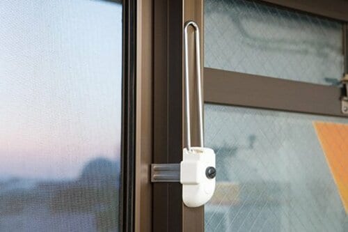 ③取り付けカンタン鴨居フックで和室の収納スペースが大幅増！ イメージ4