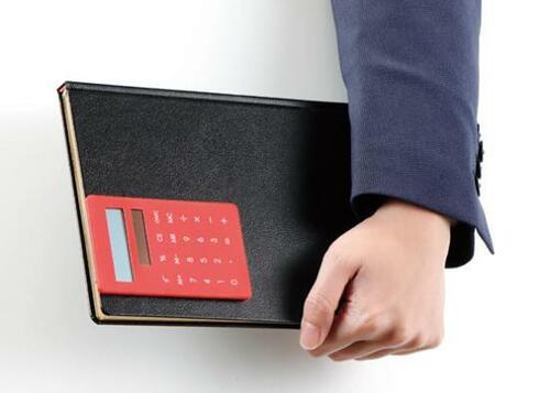 電卓なのに“薄い”優秀品HIGHTIDE「クリップ電卓」 イメージ2