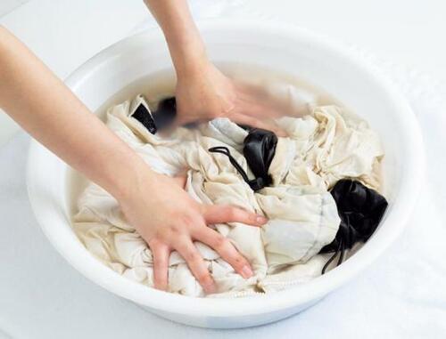 洗濯あるある1：薄汚れたダウン、お家で洗えない？ イメージ4