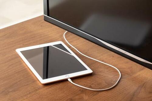 USBハブ機能だって使えます イメージ3