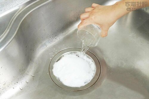 シンクのニオイ&ヌメリは触れずにスルン! 水回りの掃除におすすめグッズおすすめ イメージ
