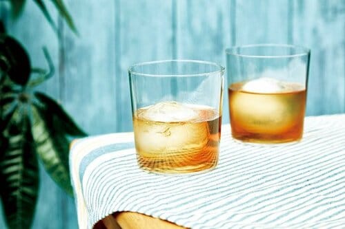 フランス・バスク地方で 使われている大口グラス イメージ