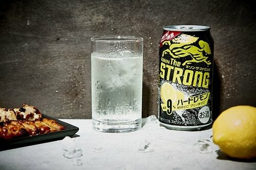 【2位】氷を入れて飲みたい「ザ・ストロング ハードレモン」