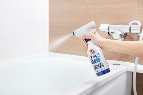 使いやすさ：スプレーのしやすさも優秀 お風呂洗剤おすすめ イメージ2