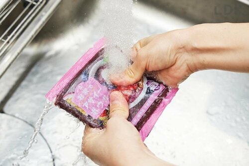 流水で流すだけで解凍 イメージ