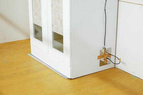 突ぱり棒と併用でもっと安心！カインズ「家具転倒防止パッド」 イメージ6