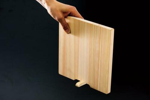 調理に欠かせないまな板樹脂製と木製どちらがいいの?