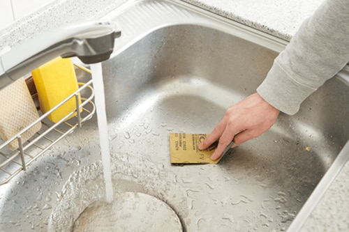 ［削る］水回りのガンコな汚れを 根こそぎ削りとる「耐水ペーパー」 イメージ4