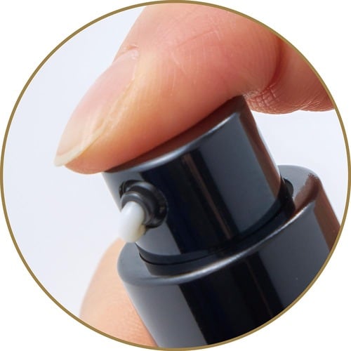 クリスマスプレゼントコスメおすすめ イヴ・サンローラン ピュアショット アイセラム イメージ2