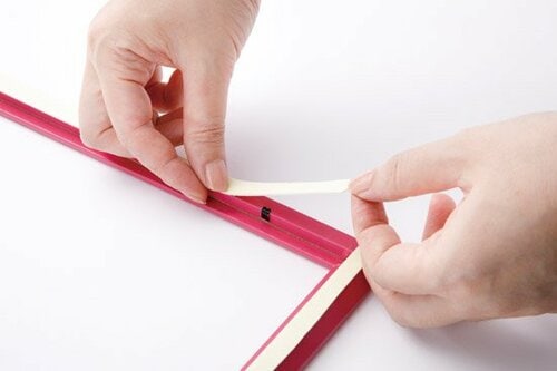 フレームを付けるだけで鏡が高見えするインテリアに！ イメージ